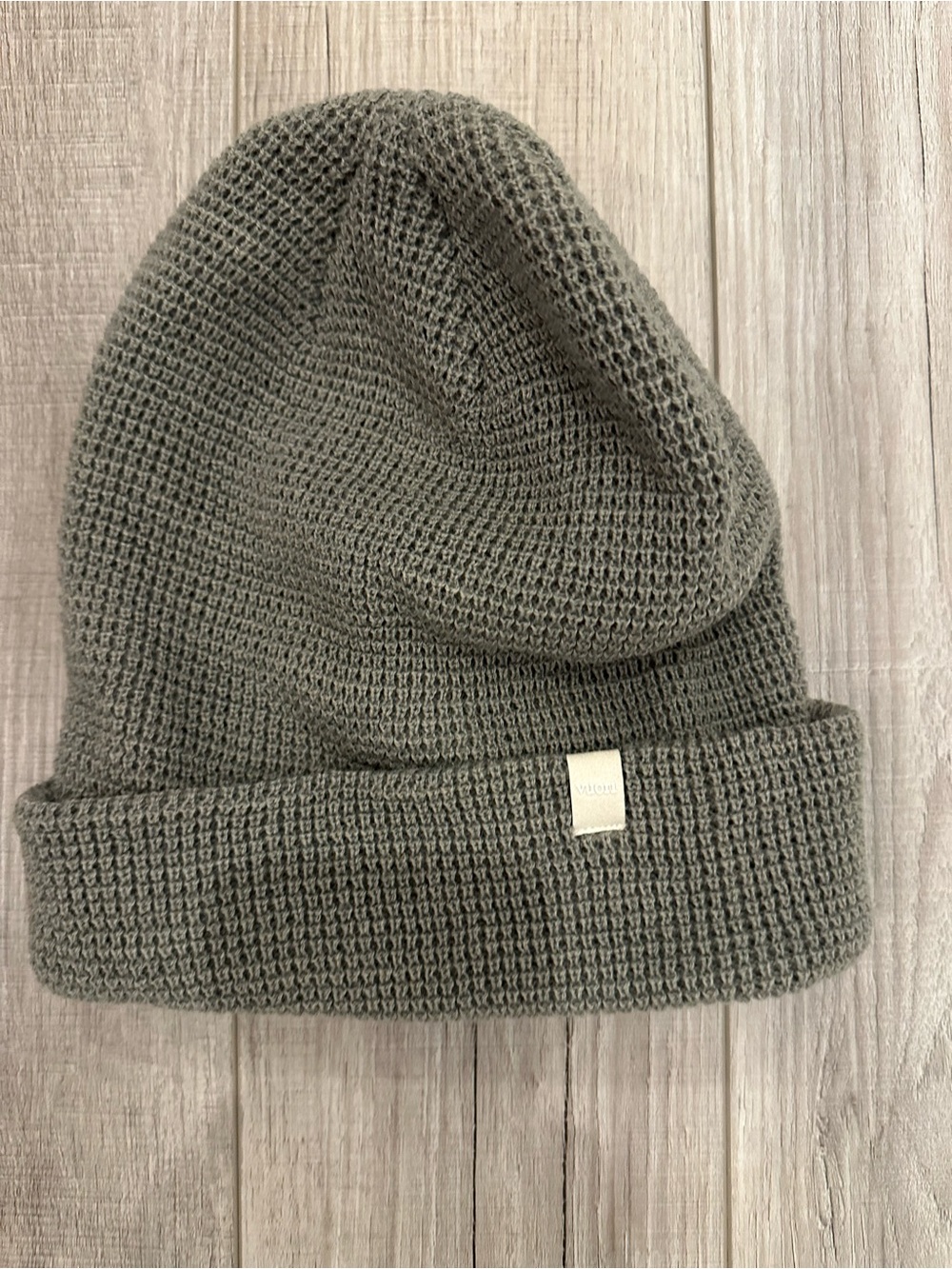Vuori Knit Beanie - Gray NWOT